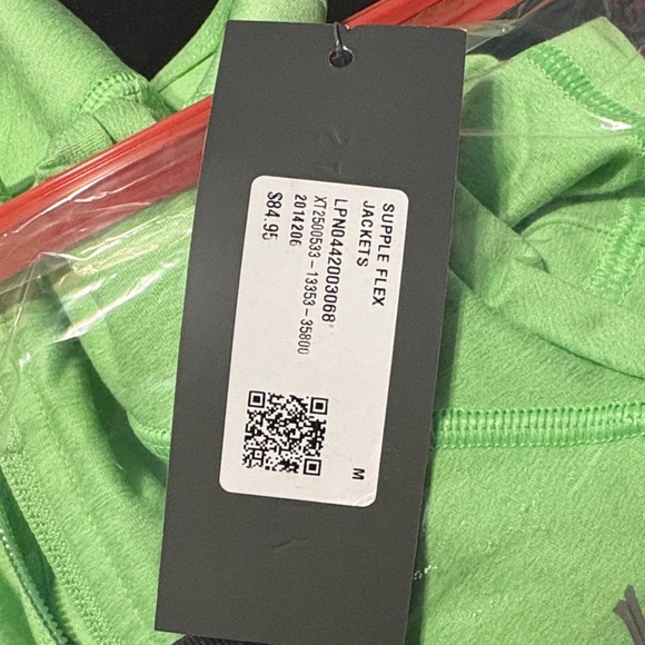 Sale! Savage X Fenty Neon Green Active Jacket - Picture 8 of 8